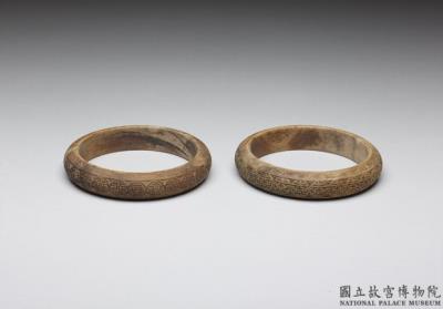 图片[2]-Decorated agarwood bracelet with carved characters of blessing, Qing dynasty (1644-1911)-China Archive